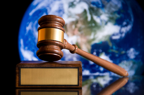 Martillo de juez — Derecho Penal